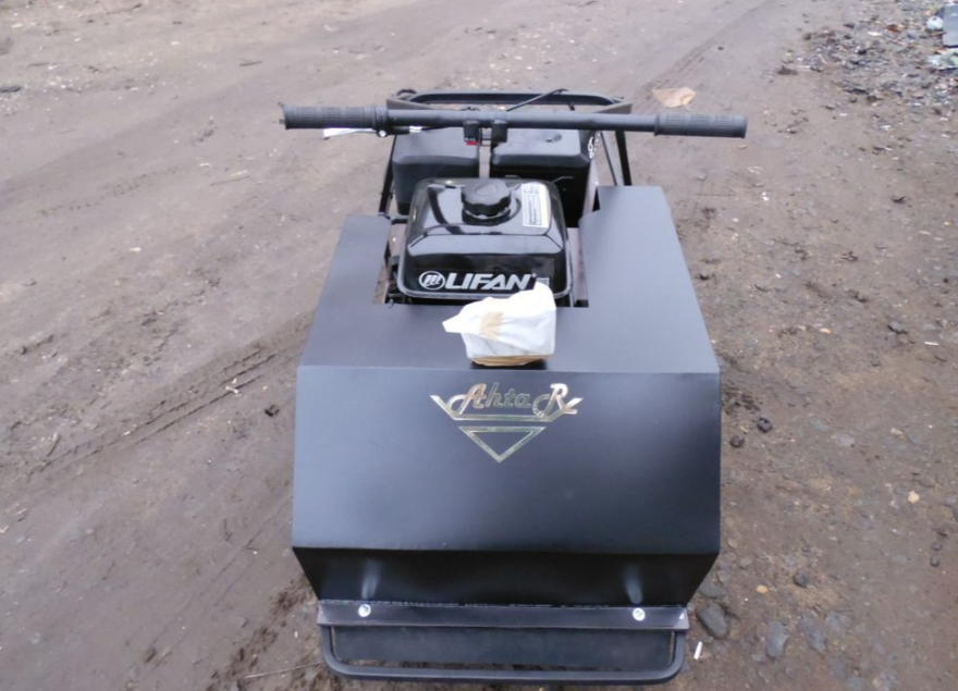 Мотобуксировщик AhtaR Зима 15 л/с с вариатором в Воронеже