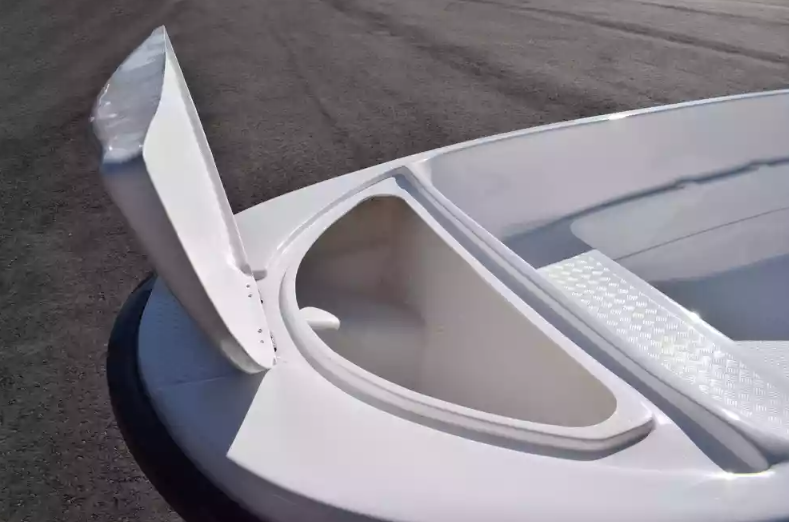 Стеклопластиковая лодка Пингвин (тримаран) в Воронеже