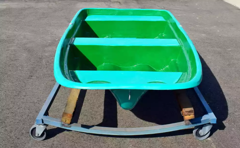 Стеклопластиковая лодка Старт (тримаран) в Воронеже