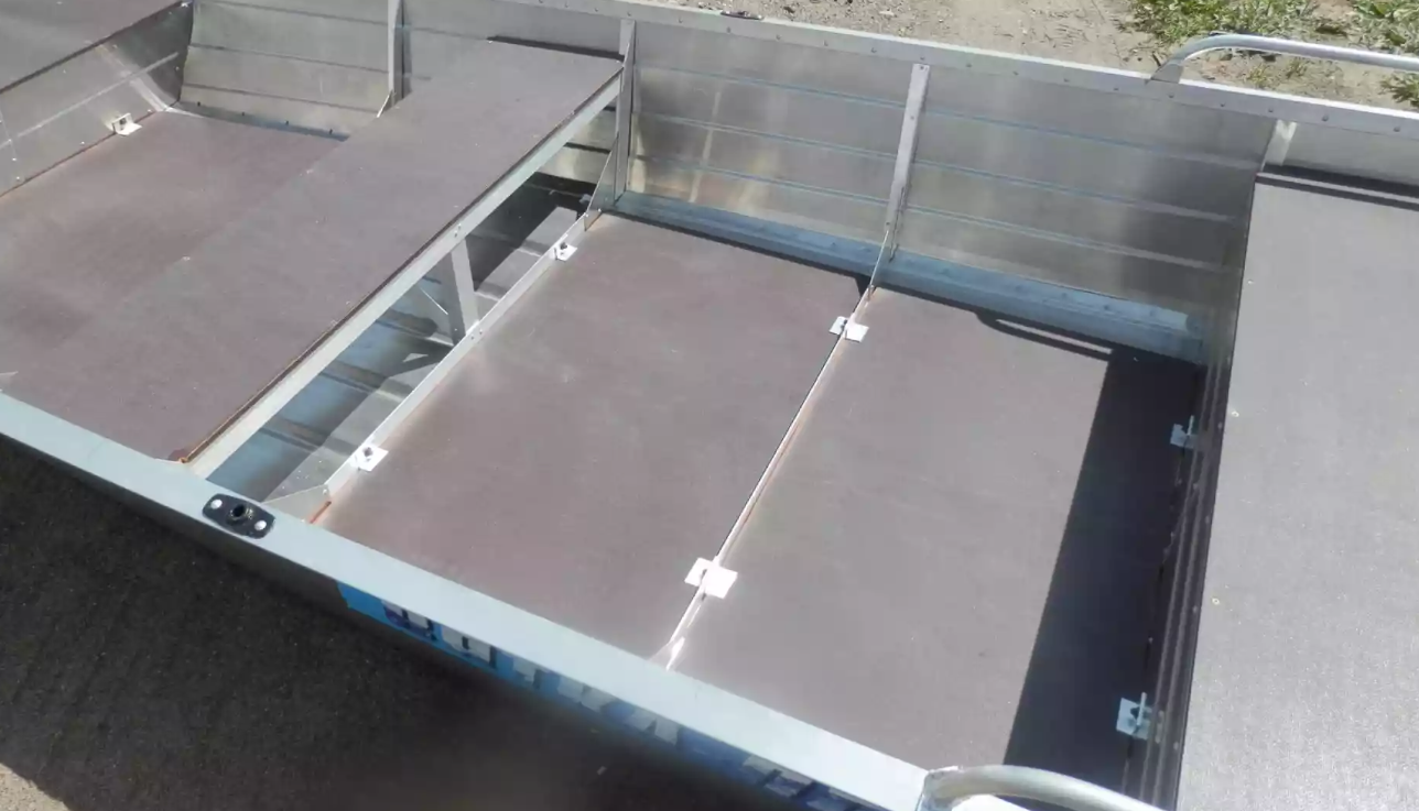 Алюминиевая лодка Вятка-Профи 32 в Воронеже