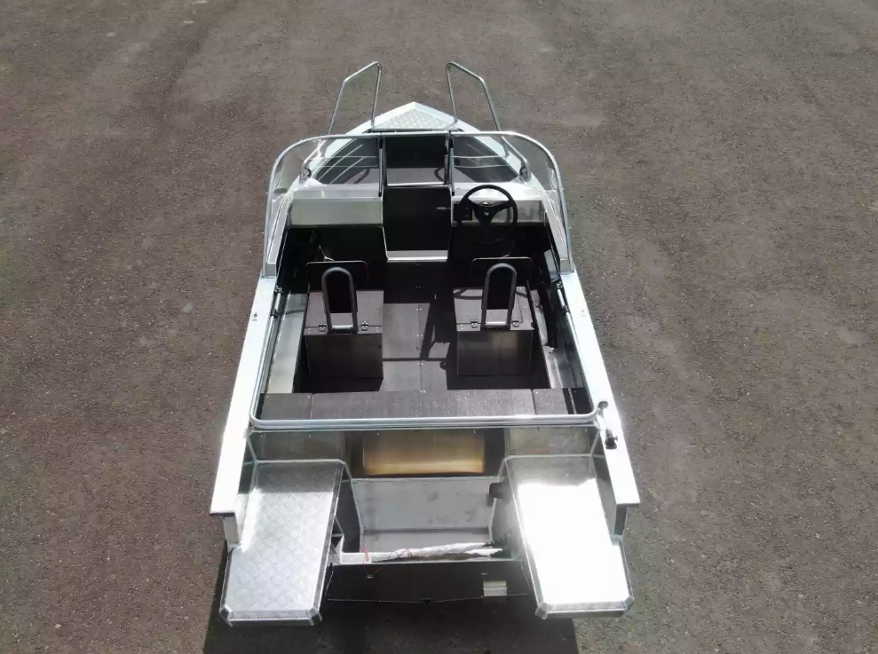 Алюминиевая лодка  Неман-400 DCM NEW в Воронеже