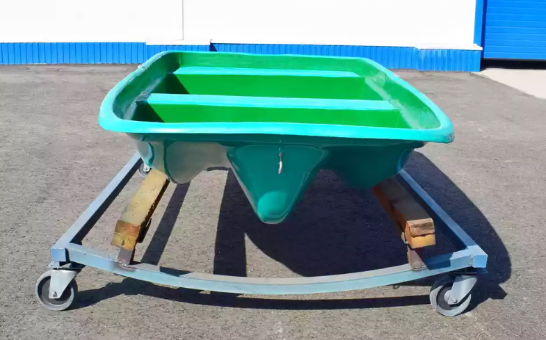 Стеклопластиковая лодка Старт (тримаран) в Воронеже