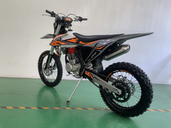 Мотоцикл JHLMOTO JHL LX4 CB300RL (175FMN) в Воронеже