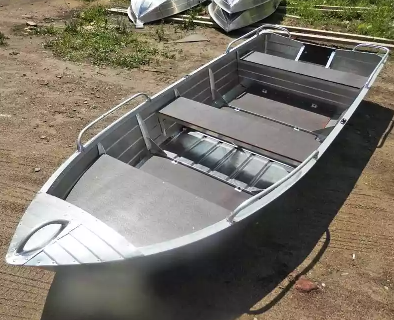 Алюминиевая лодка Вятка-Профи 37 в Воронеже