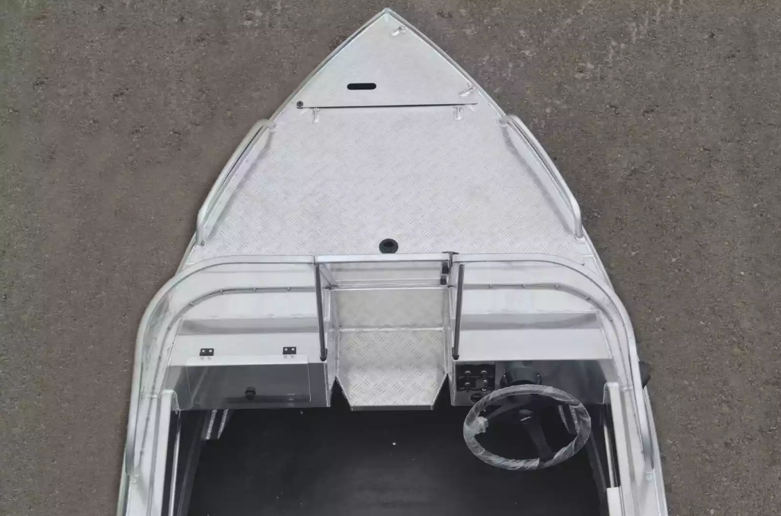 Алюминиевая лодка  Neman-400 PRO в Воронеже