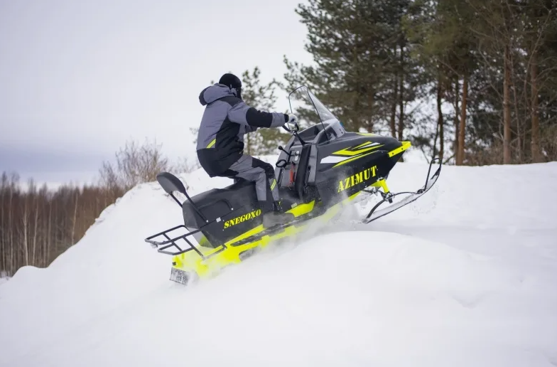 Миниснегоход Бурлак Азимут 24 л.с. , эл.запуск, реверс, тормоз гидравл, капот черный в Воронеже