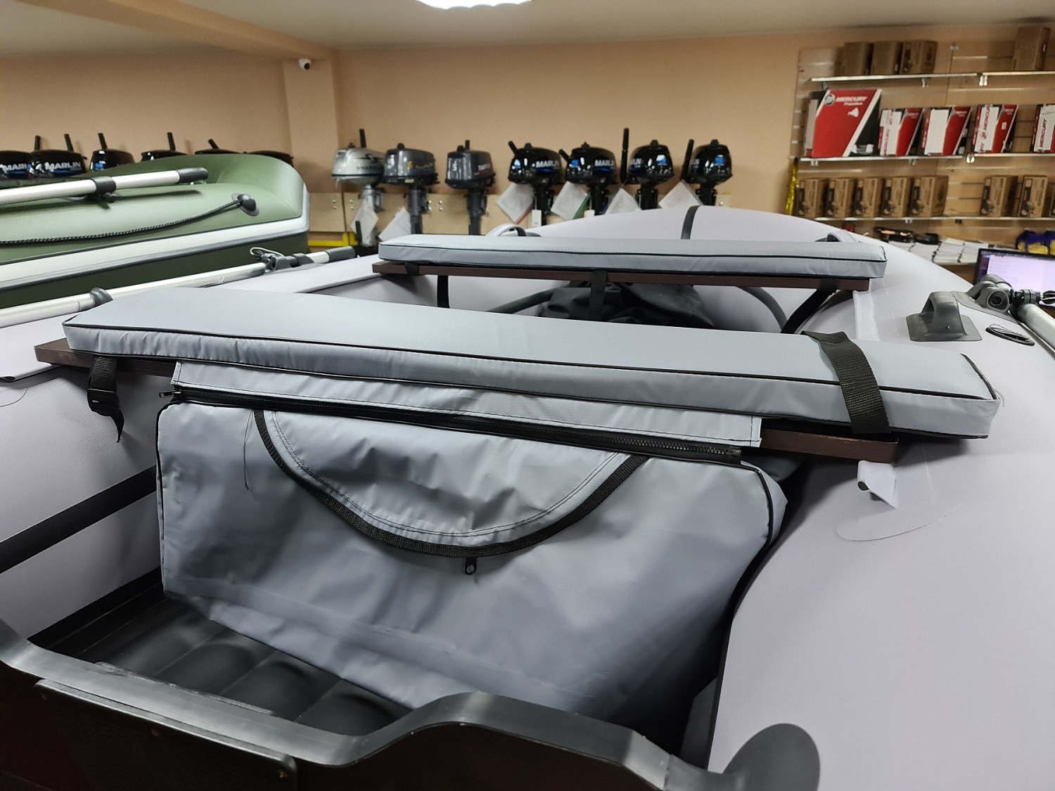 КОМПЛЕКТ МЯГКИХ НАКЛАДОК С СУМКОЙ ДЛЯ ЛОДОК 110Х20 СЕРЫЙ в Воронеже