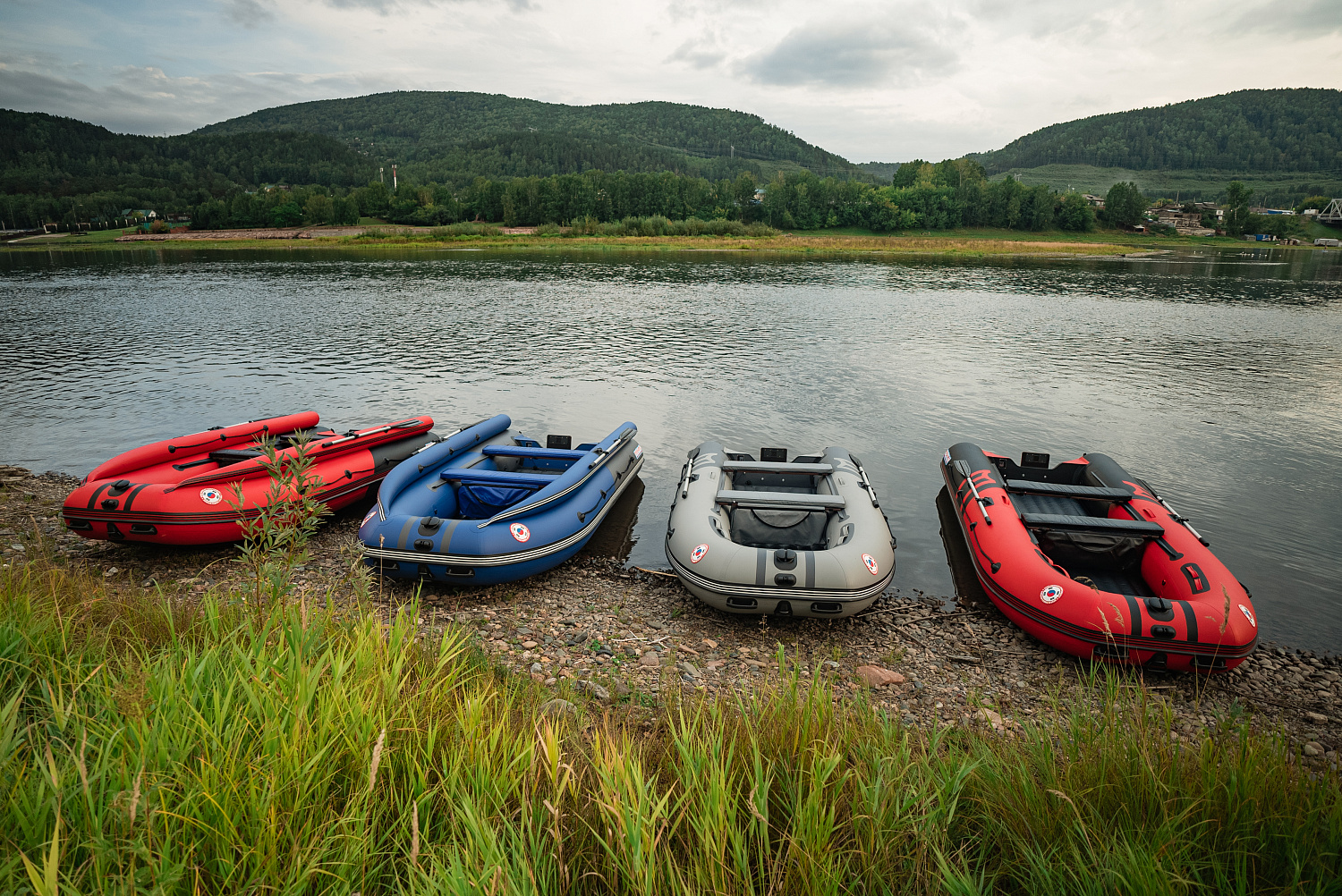 Лодка MISHIMO RIVER FJET PRO 410  под водомет в Воронеже