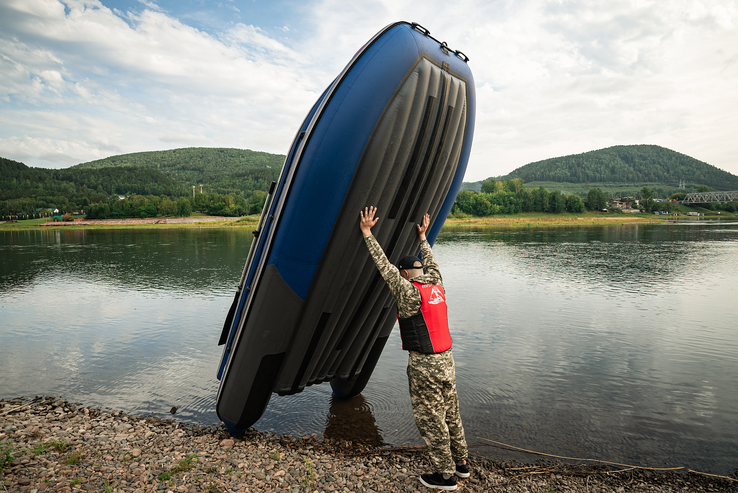 Лодка MISHIMO RIVER FJET PRO 410  под водомет в Воронеже